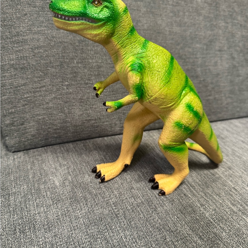 Large Vintage Dinosaur Toy Set - Green, Orange, Black - Picture 15 of 16